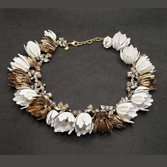 J. Crew Jewelry - J.CREW $148 Garden Party Flower necklace